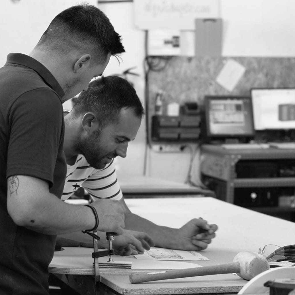 juancampy haciendo que hacen algo