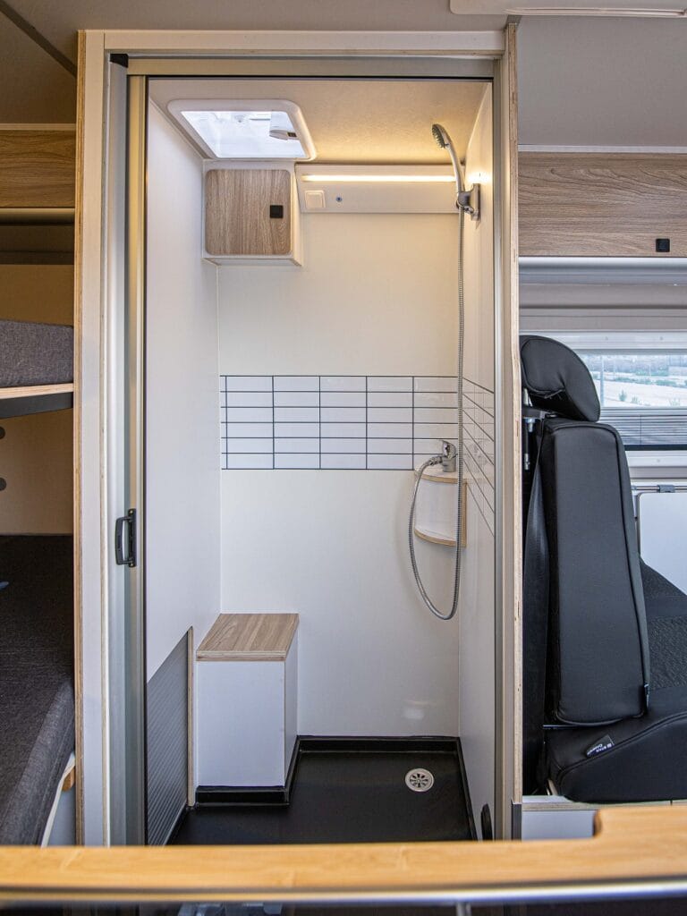 baño camperizacion  ducatol2h2