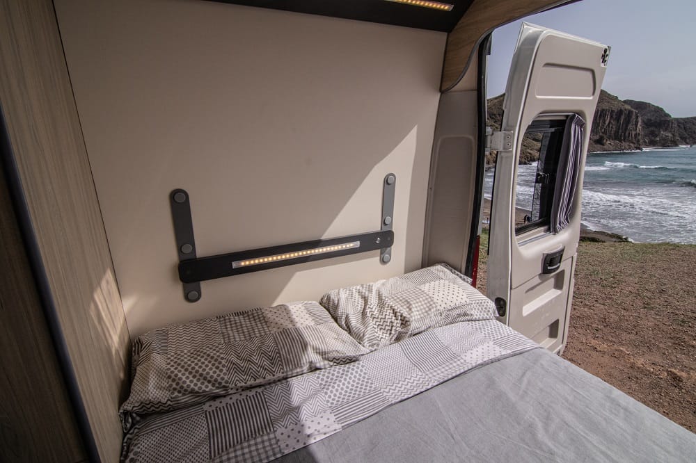 cama camperizacion peugeot  boxer l3