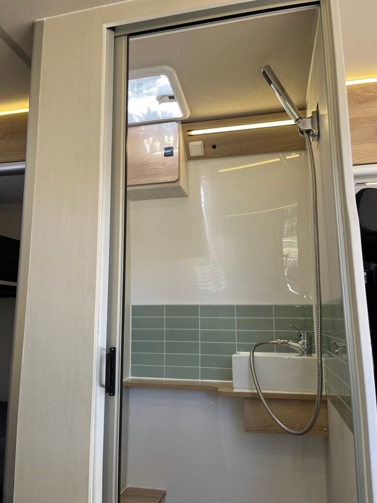 baño jumper camper l2h2