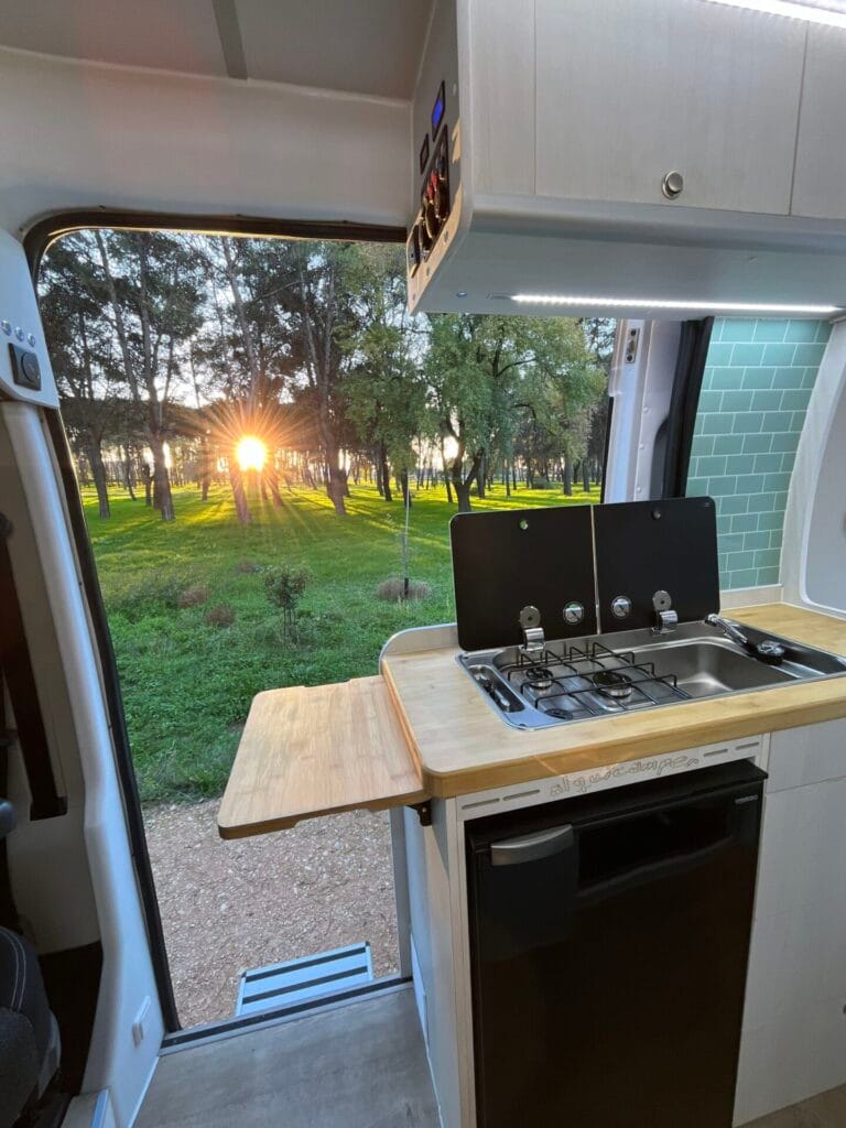 cocina camperizacion l2h2